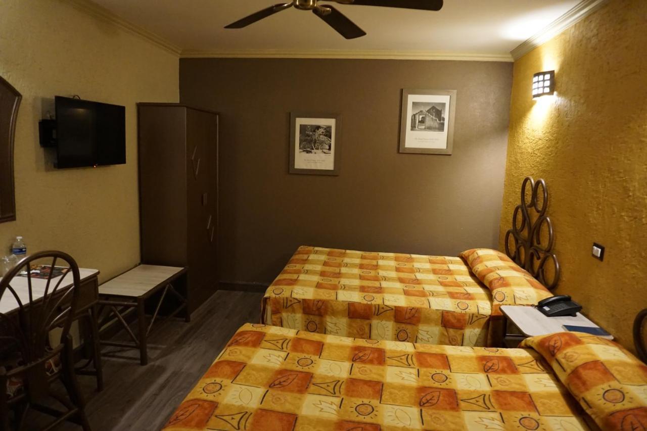 Hotel Plaza Crystal 贾拉普 外观 照片